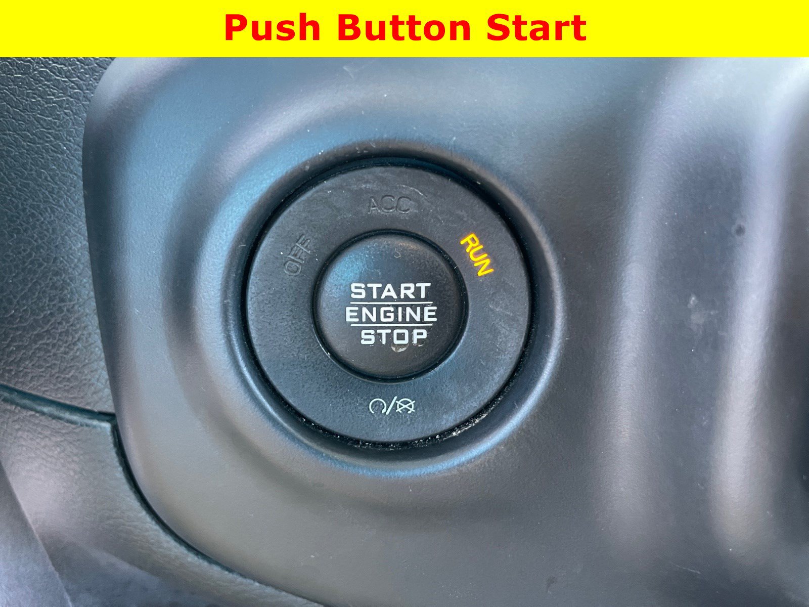 Used 2019 Jeep Wrangler Unlimited Sahara AWD/4WD image 19