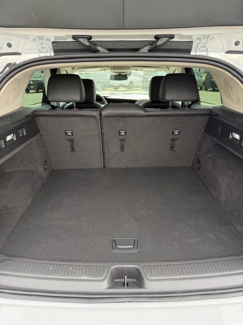 Used 2023 Buick Envision Essence image 16