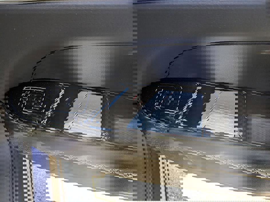 New 2026 Cadillac Lyriq Sport image 33