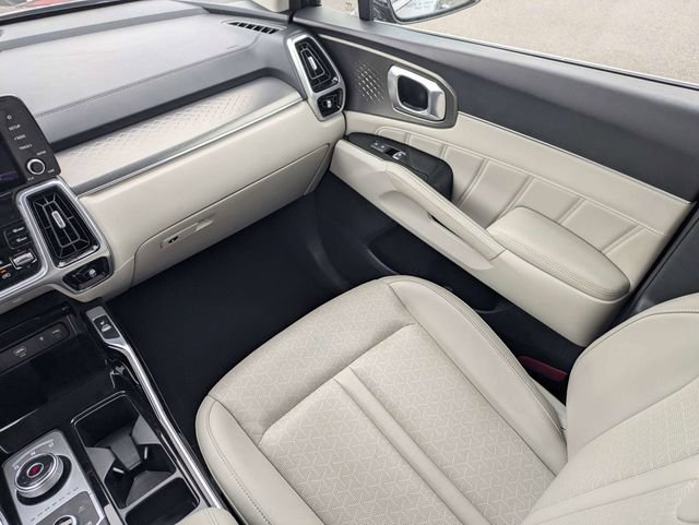 Used 2022 Kia Sorento SX image 18