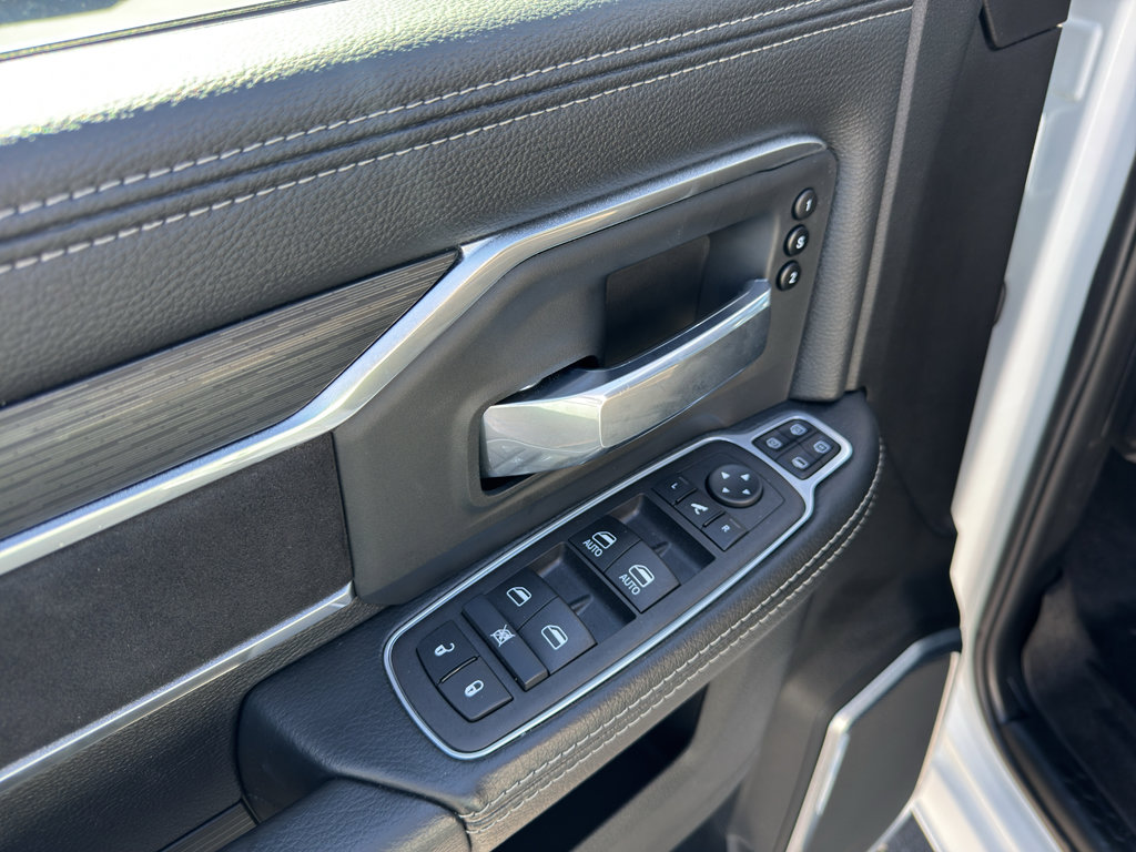 Used 2024 RAM 2500 Laramie w/ Night Edition AWD/4WD image 11