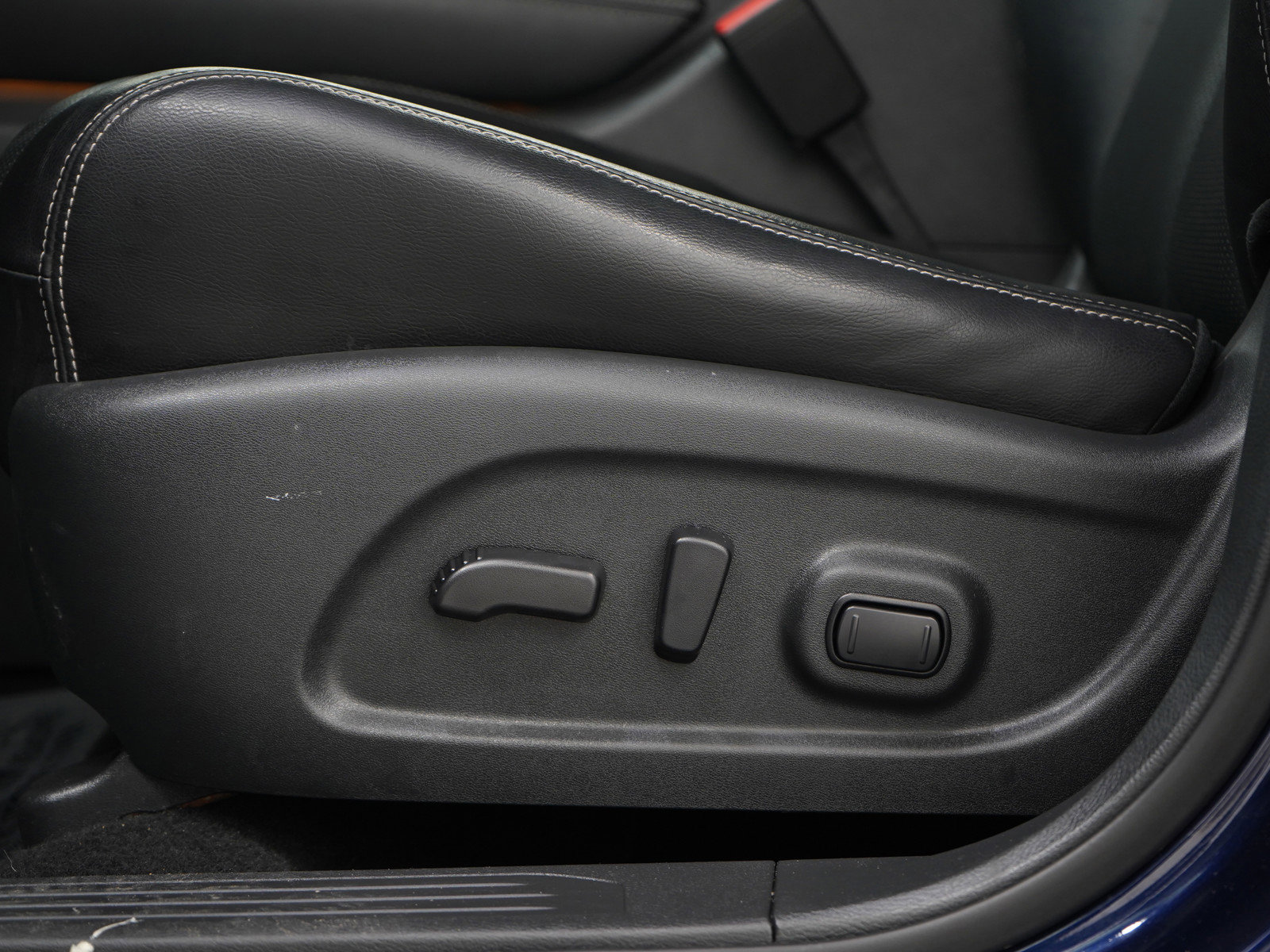 Used 2023 Nissan Murano SL image 24