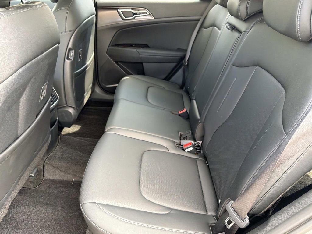 Used 2024 Kia Sportage EX FWD image 14