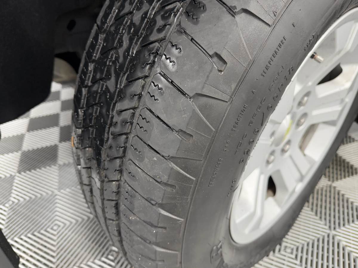 Used 2015 Chevrolet Silverado 1500 LT image 26