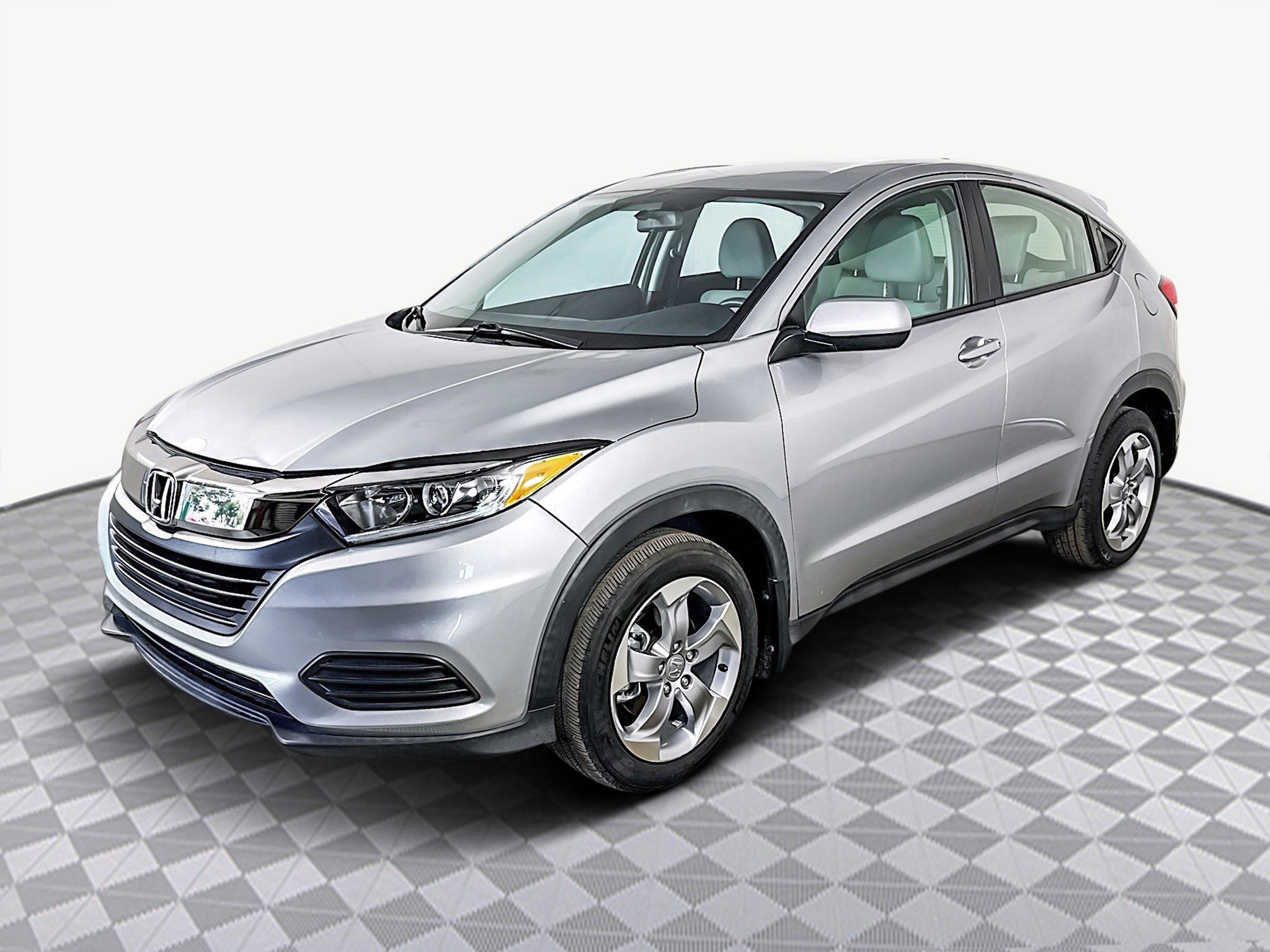 Used 2021 Honda HR-V LX image 4