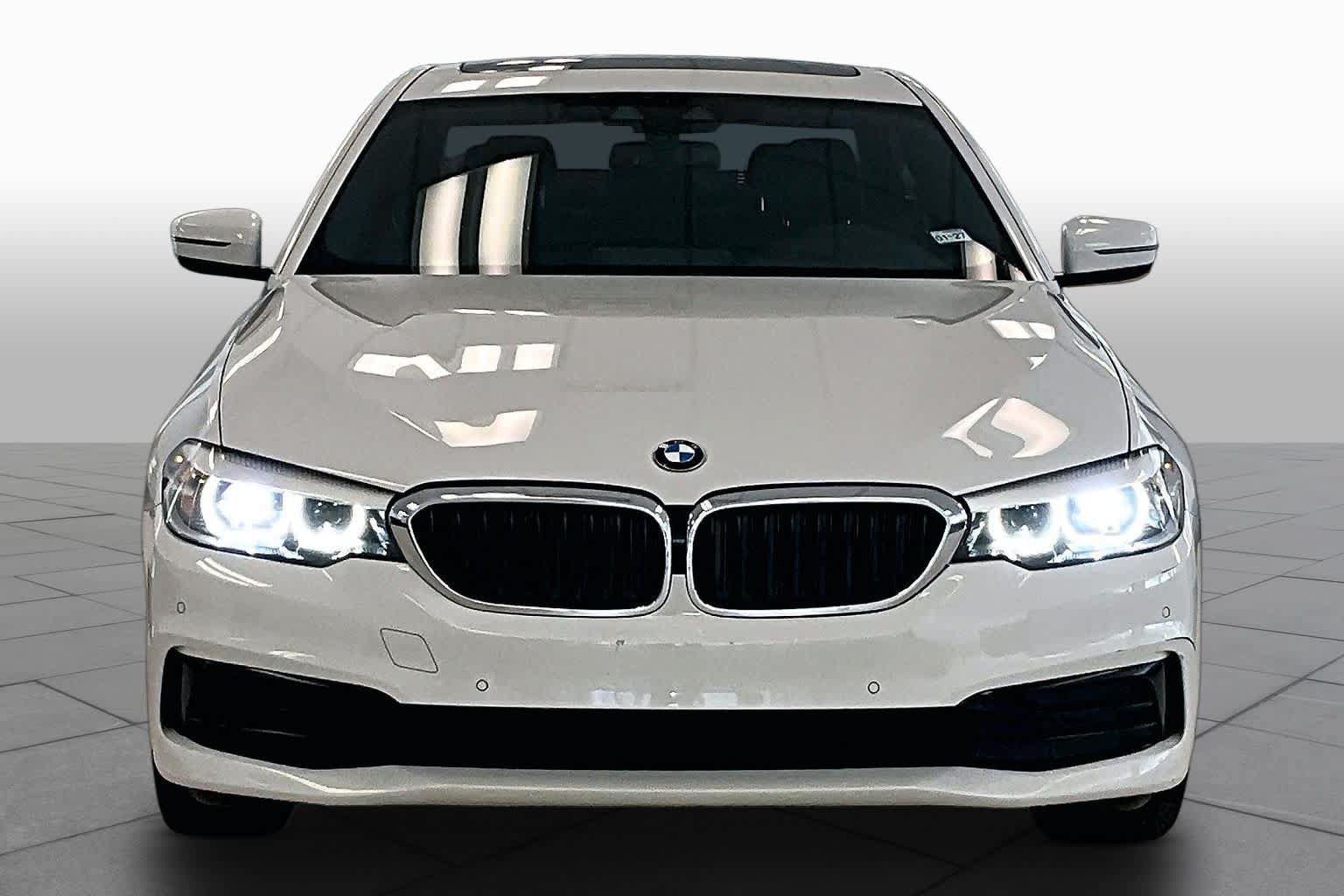 Used 2019 BMW 540i w/ Convenience Package RWD image 3