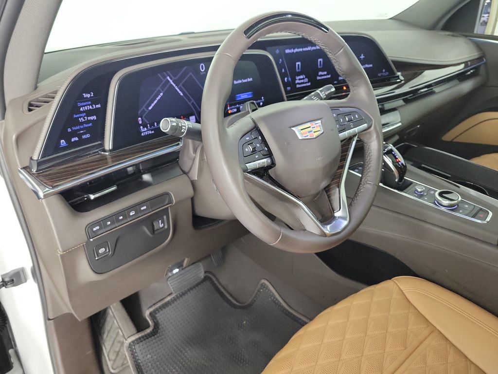 Certified 2023 Cadillac Escalade Premium Luxury w/ LPO, Radiant Package AWD/4WD image 19