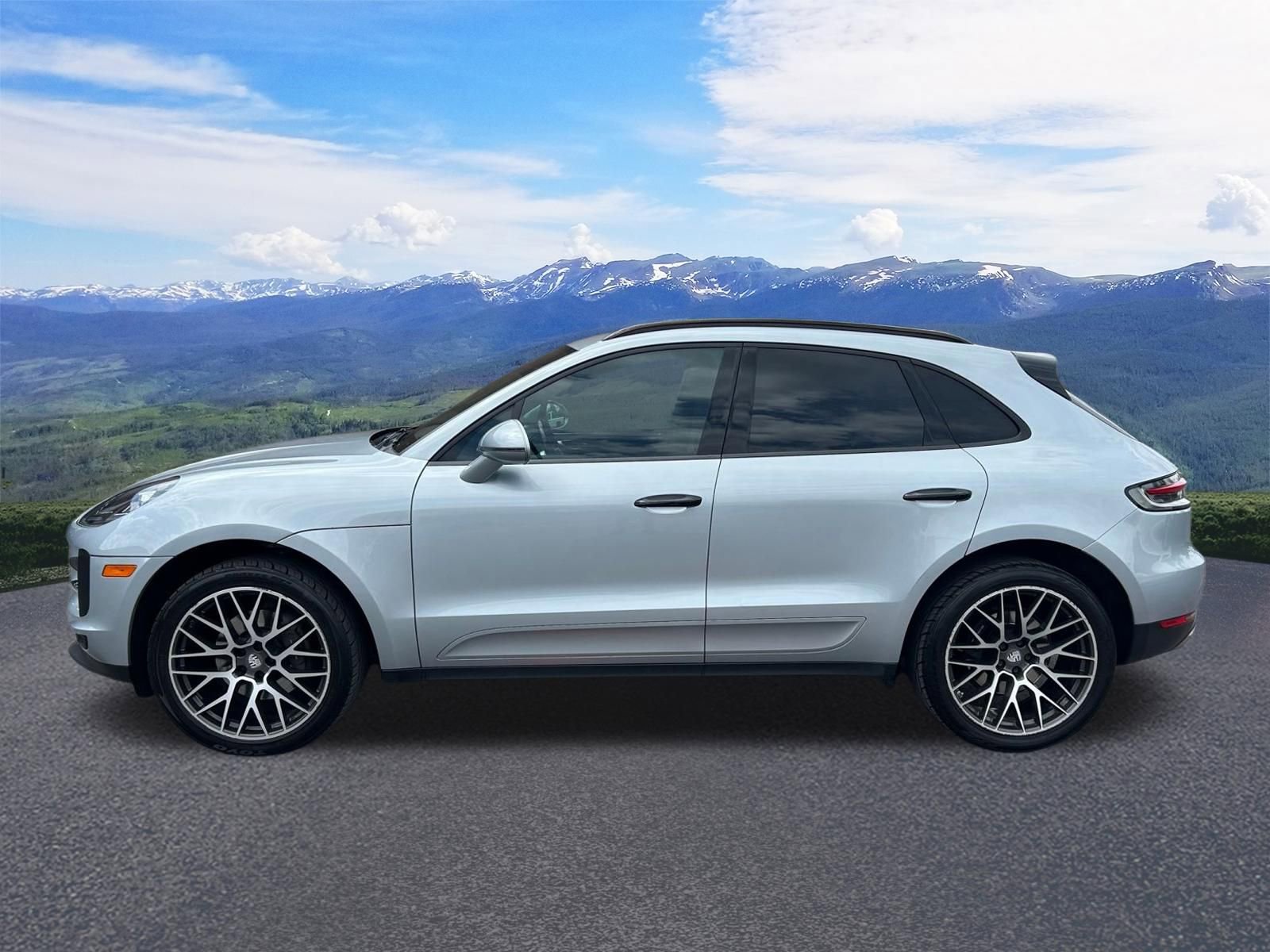 Used 2019 Porsche Macan AWD/4WD image 2
