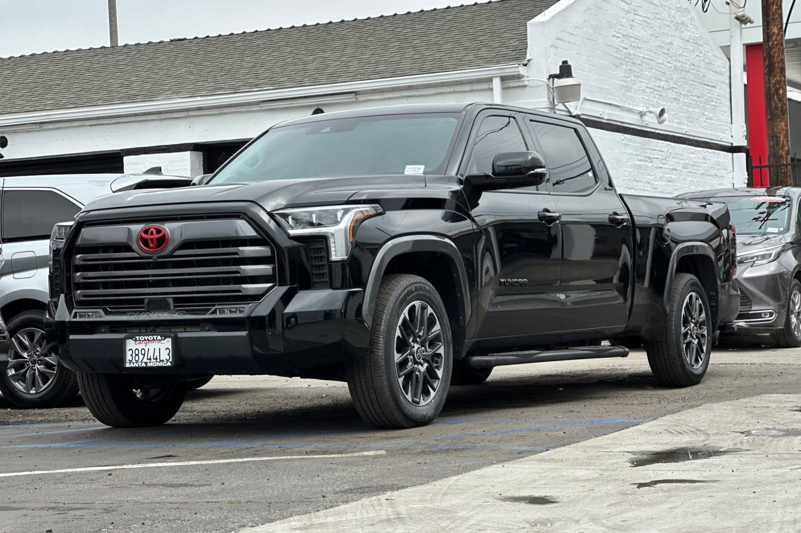 Used 2022 Toyota Tundra Limited image 8