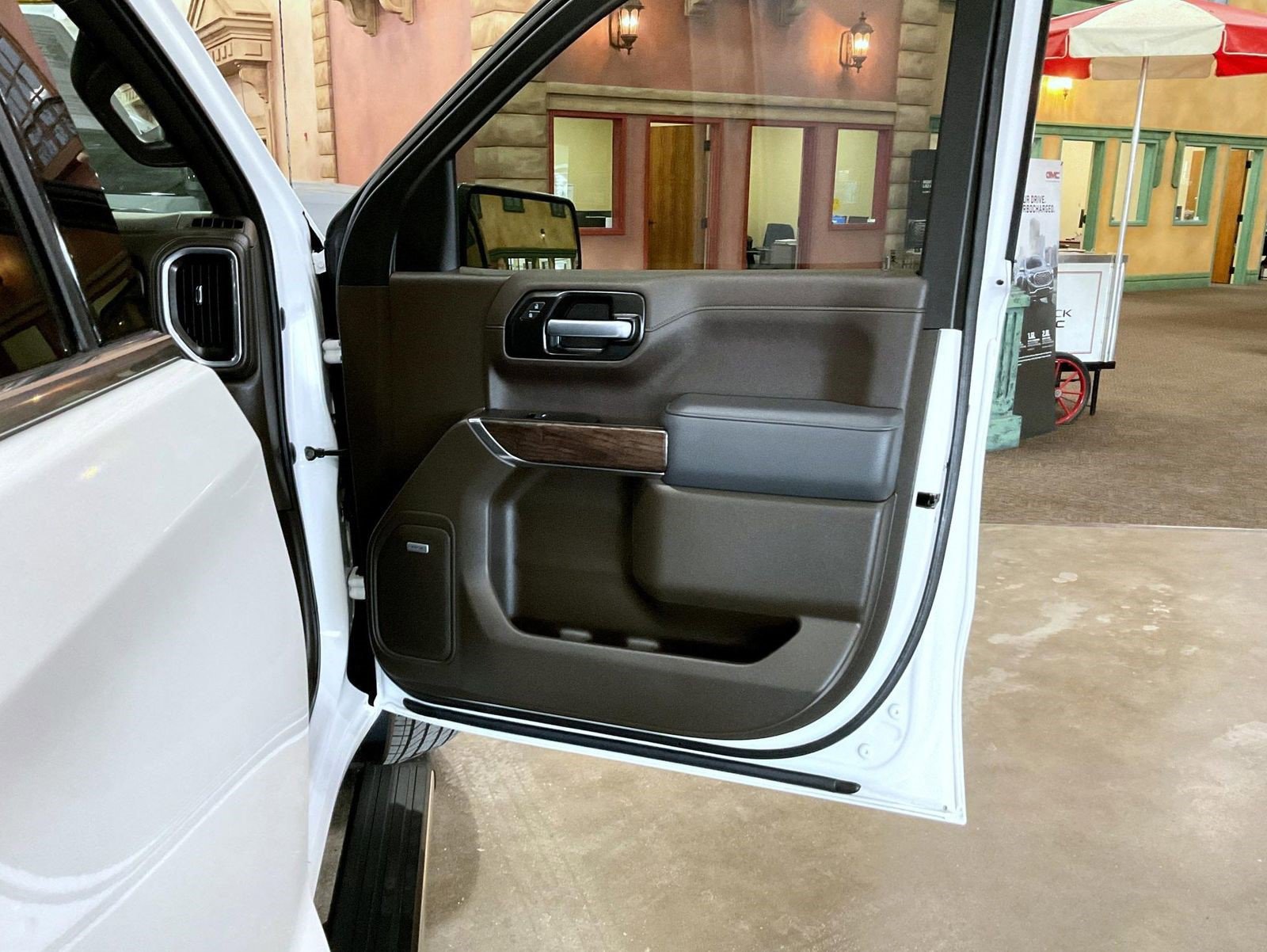 Certified 2021 GMC Sierra 1500 Denali w/ Denali Ultimate Package image 26