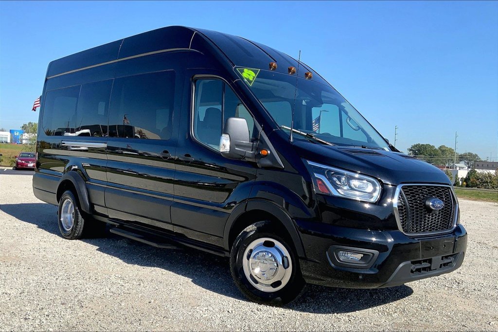 Used 2025 Ford Transit 350 XLT AWD/4WD image 32