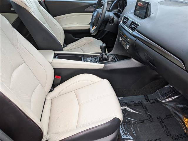 Used 2018 MAZDA MAZDA3 Grand Touring w/ Premium Equipment Package image 17