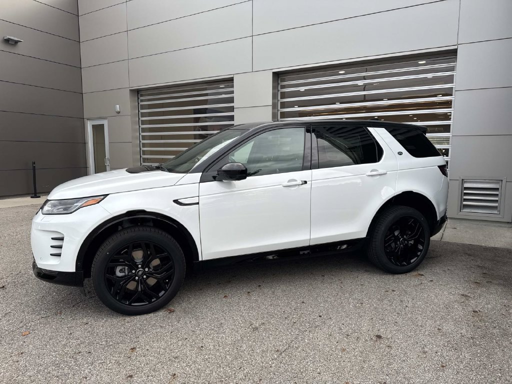 New 2026 Land Rover Discovery Sport Landmark AWD/4WD image 3