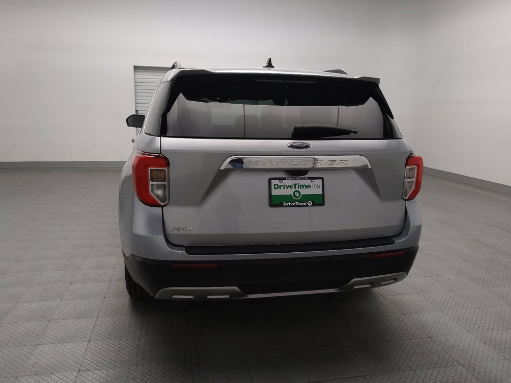 Used 2023 Ford Explorer XLT w/ Equipment Group 202A image 6