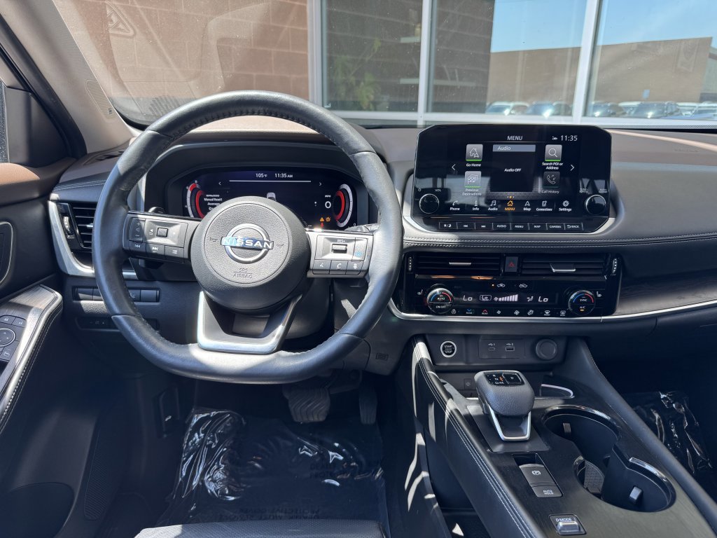 Used 2022 Nissan Rogue Platinum w/ Head-Up Display Package image 16