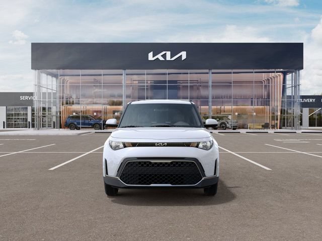 Certified 2025 Kia Soul LX w/ LX Technology Package FWD image 2