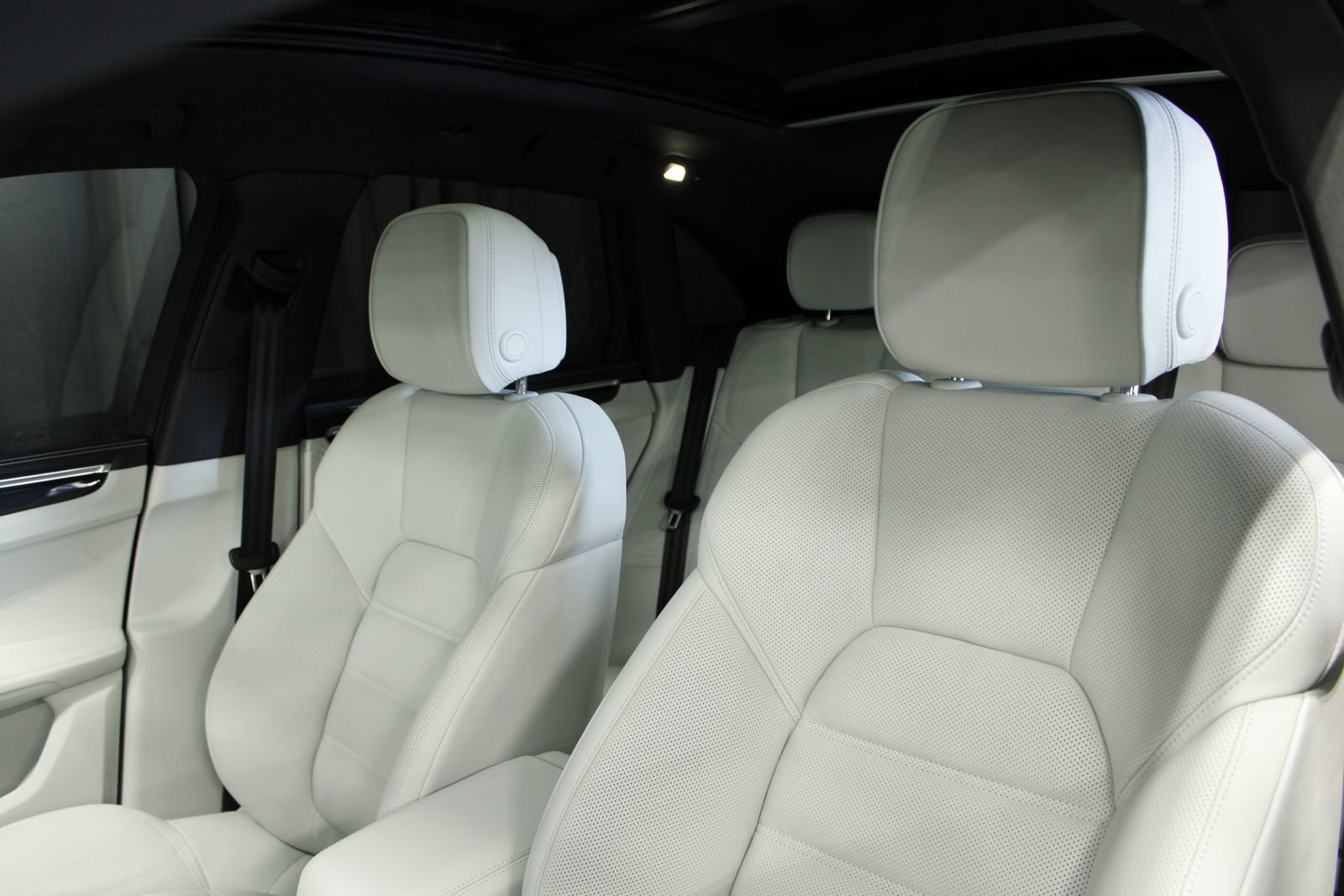 New 2026 Porsche Macan S image 5