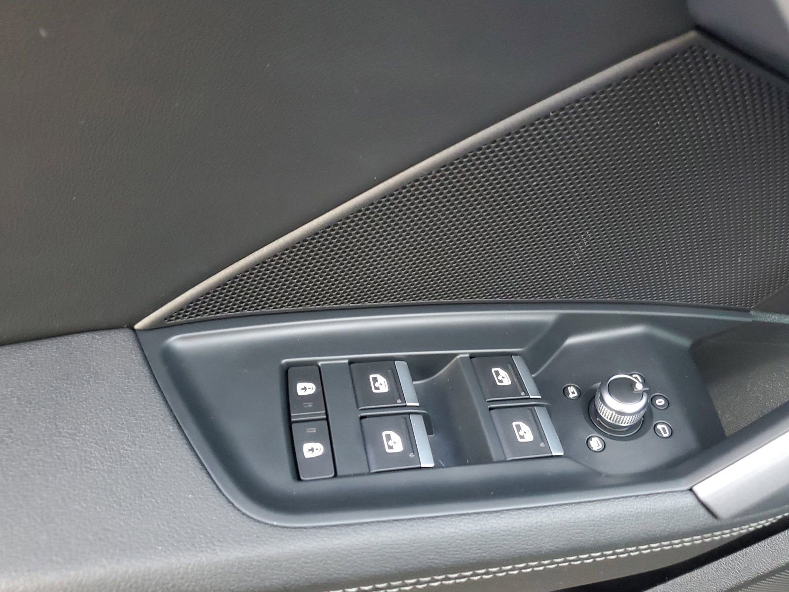 Used 2025 Audi A3 2.0T Premium w/ Convenience Package image 18