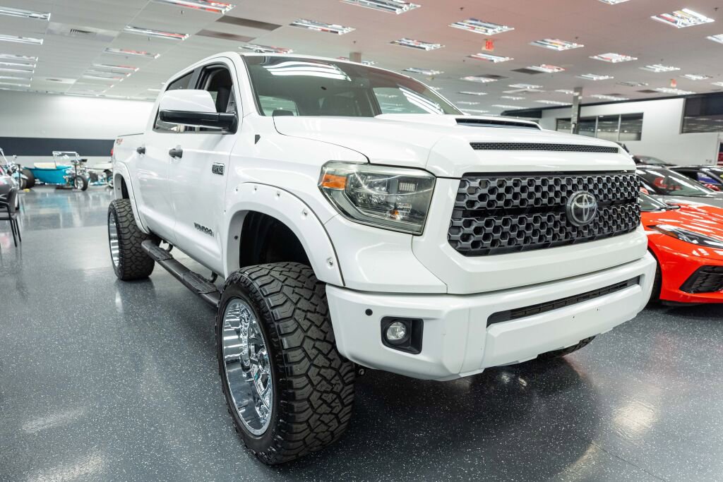 Used 2018 Toyota Tundra SR5 w/ TRD Sport Package image 3