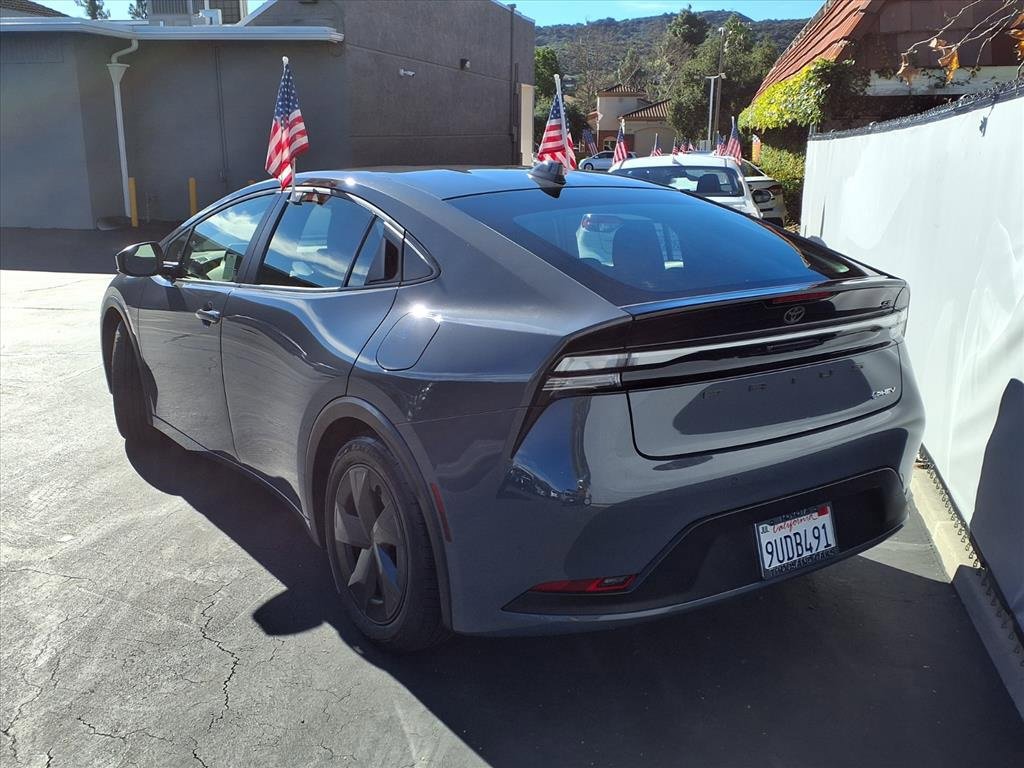 Certified 2025 Toyota Prius Plug-In Hybrid image 6