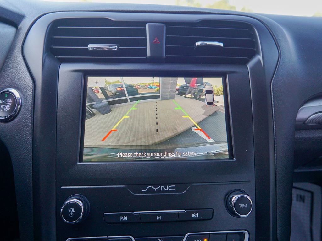 Used 2019 Ford Fusion SE w/ Equipment Group 151A FWD image 24