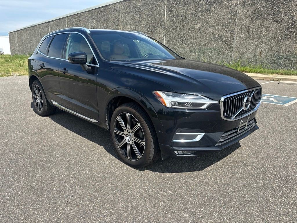 Used 2019 Volvo XC60 T5 Inscription w/ Protection Package Premier
