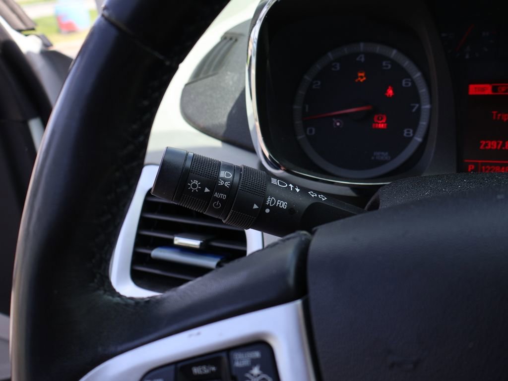 Used 2015 GMC Terrain SLT FWD image 30