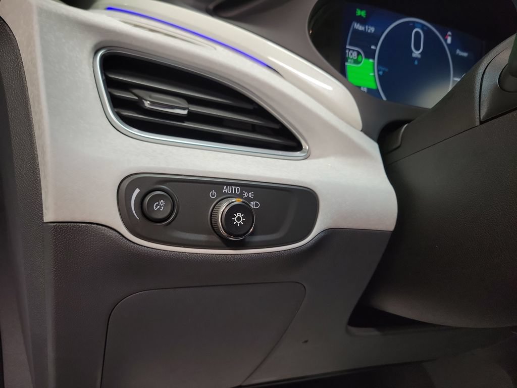 Used 2017 Chevrolet Bolt Premier w/ Driver Confidence II Package FWD image 25