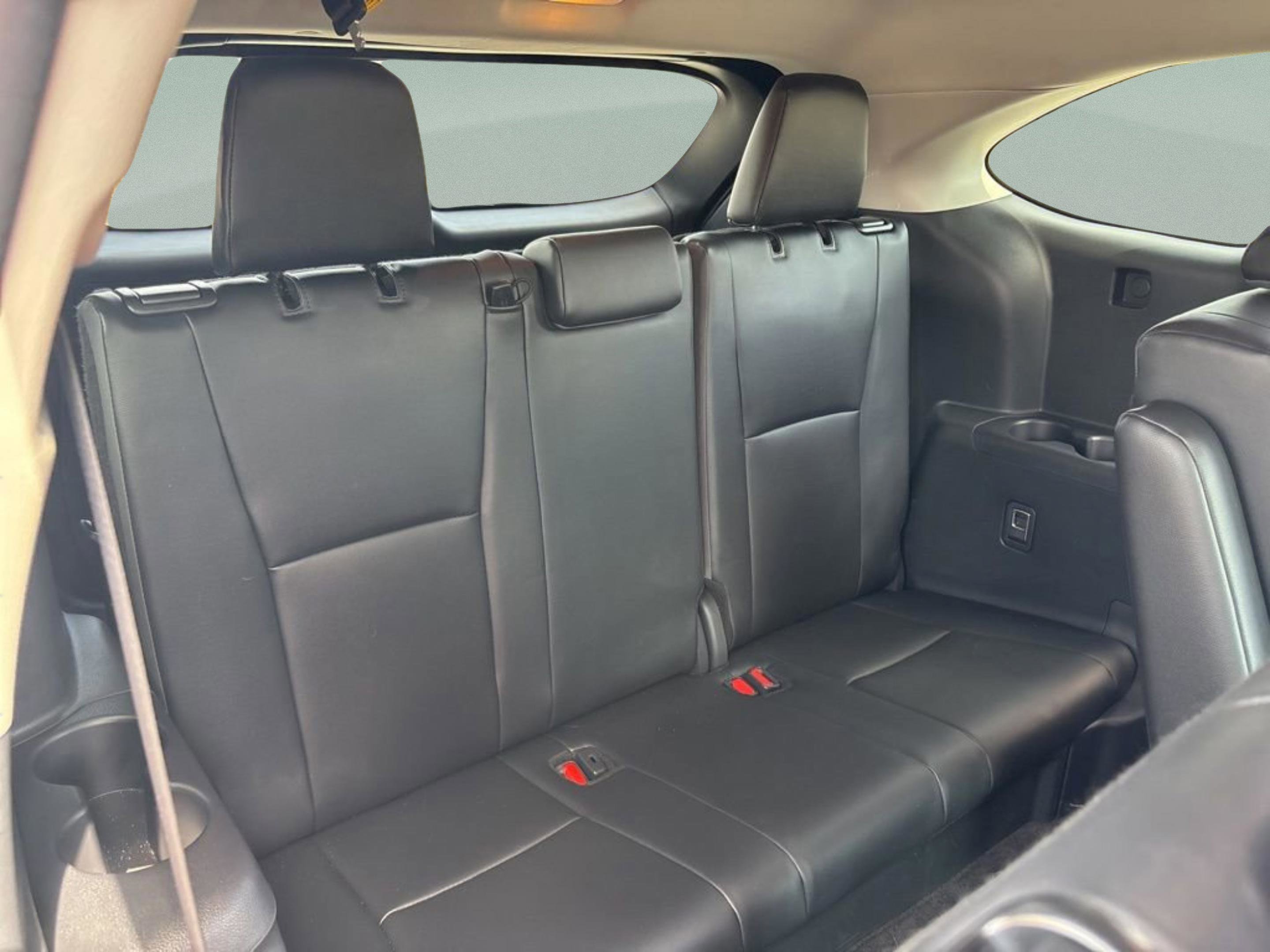 Certified 2024 Toyota Highlander XLE image 11