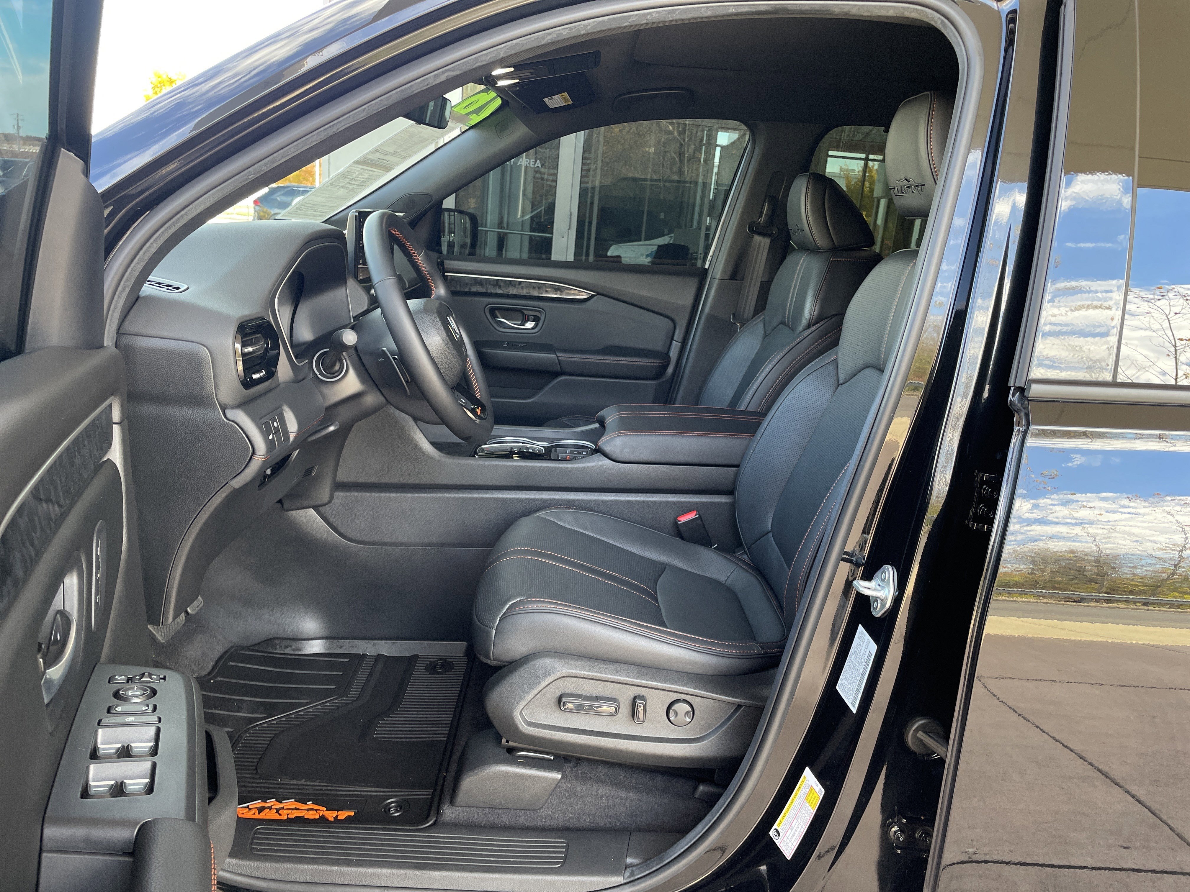 Used 2026 Honda Passport TrailSport Elite image 7