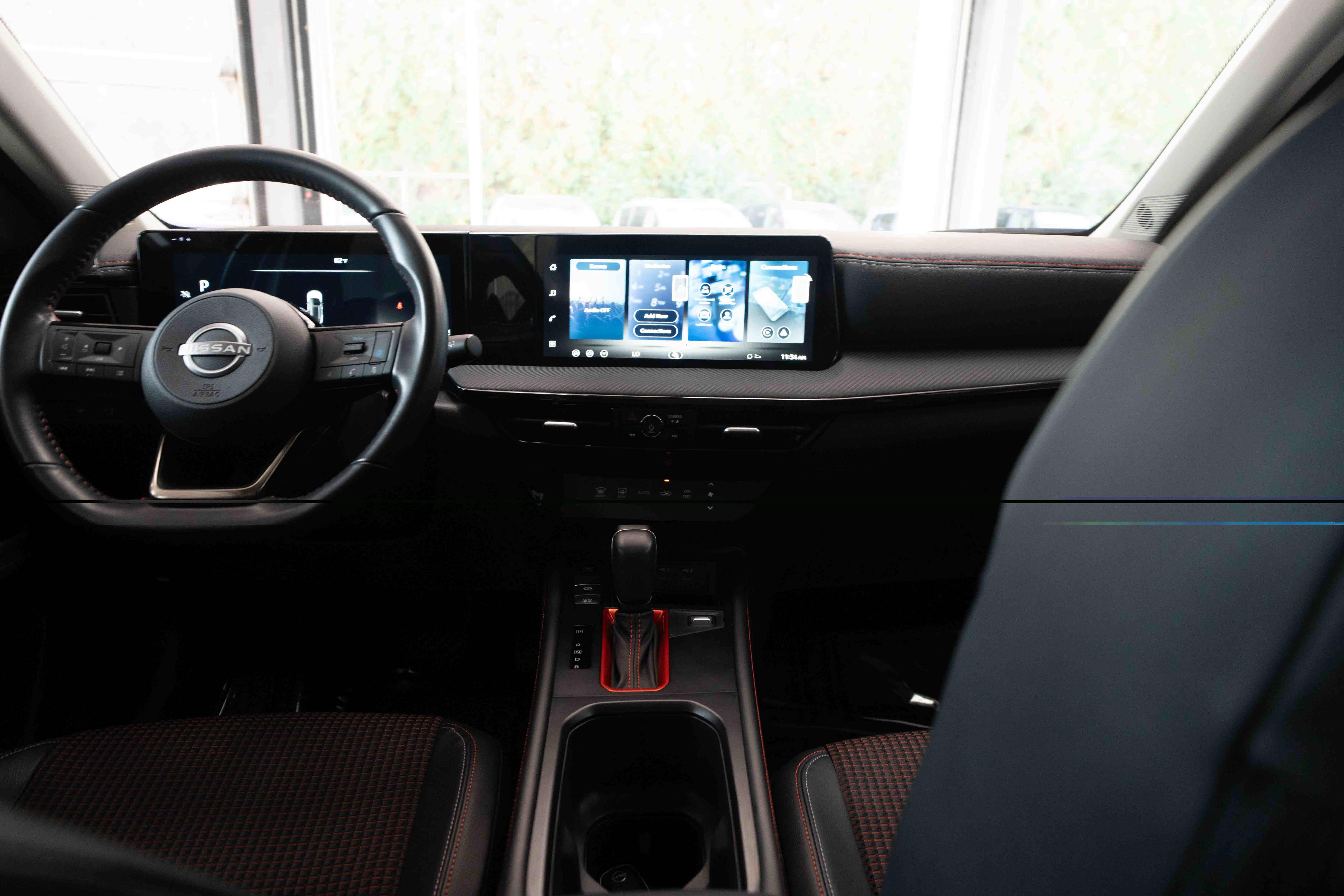 Used 2026 Nissan Kicks SR FWD image 20