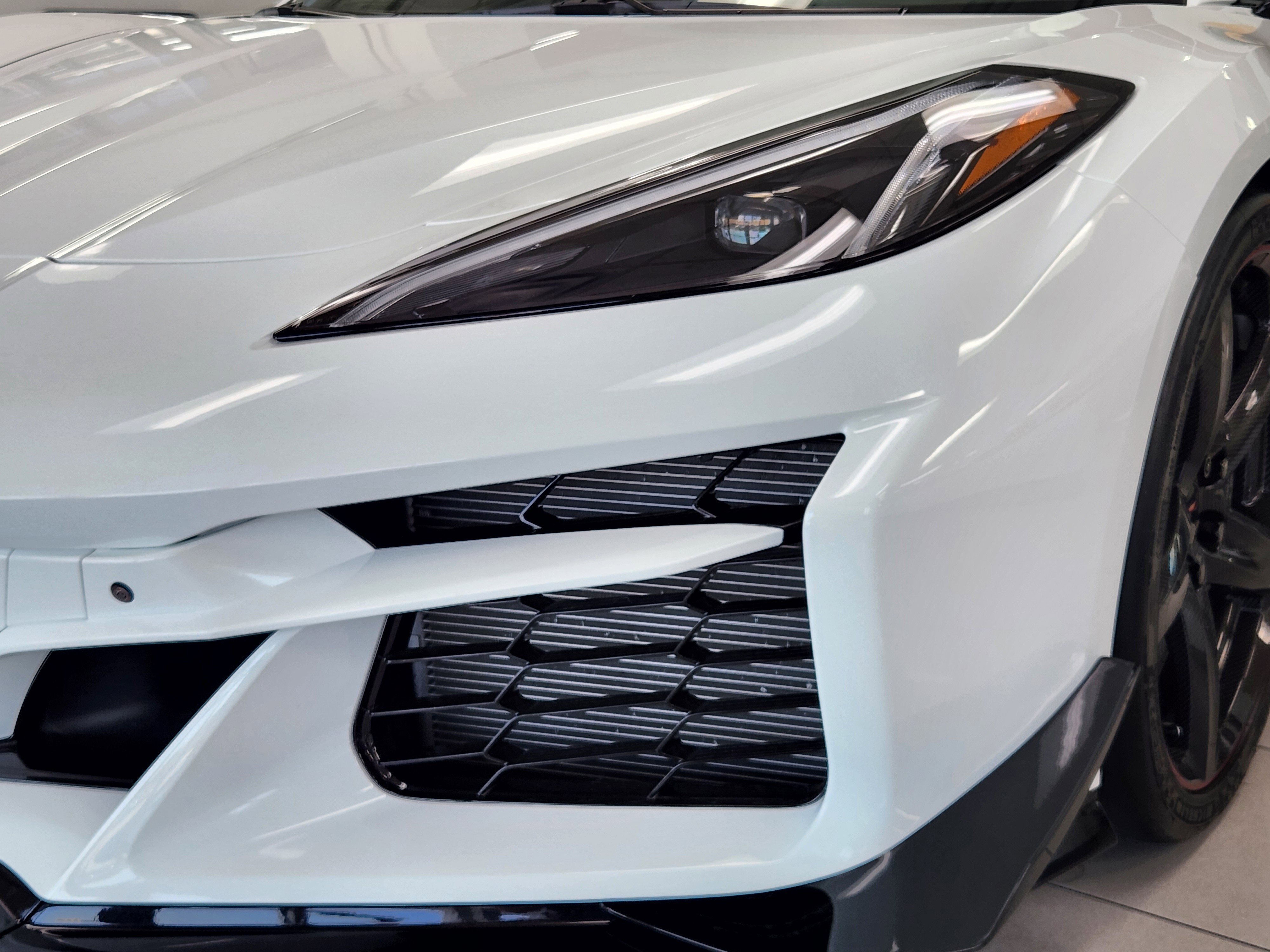 New 2024 Chevrolet Corvette Z06 w/ Z07 Performance Package image 8