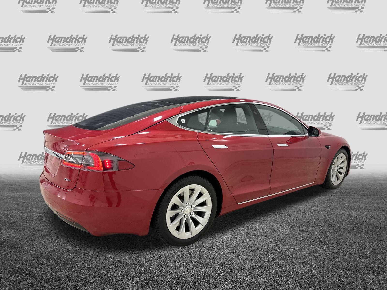 Used 2017 Tesla Model S 75D image 10