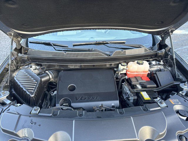 Certified 2020 Chevrolet Traverse Premier w/ LPO, Floor Liner Package image 17