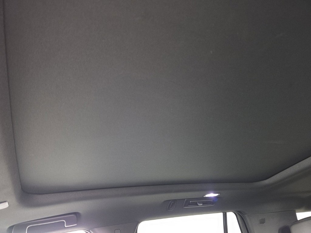 Used 2023 Chevrolet Tahoe Z71 w/ Luxury Package image 28