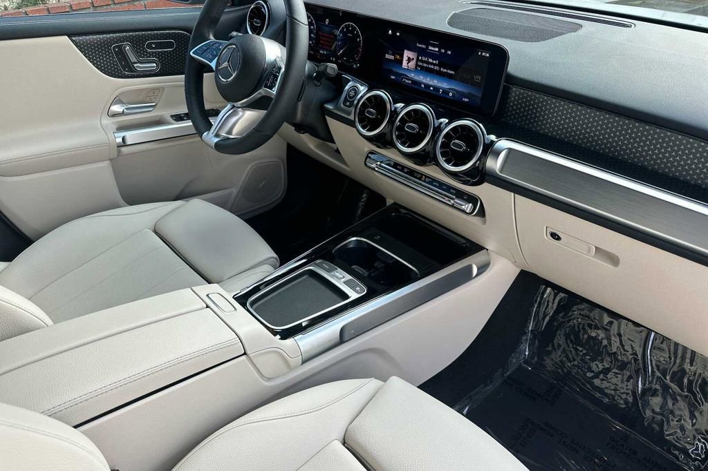 Certified 2026 Mercedes-Benz GLB 250 image 19