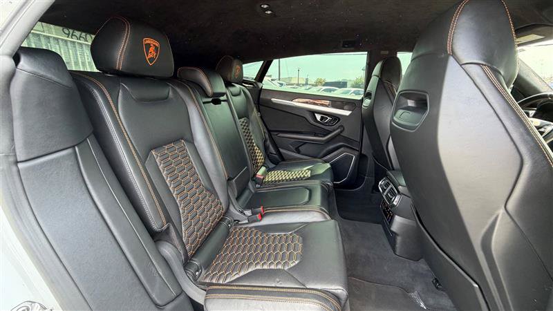Used 2020 Lamborghini Urus AWD/4WD image 57