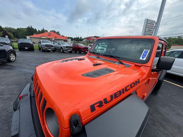 Used 2020 Jeep Gladiator Rubicon w/ Trailer Tow Package AWD/4WD image 52