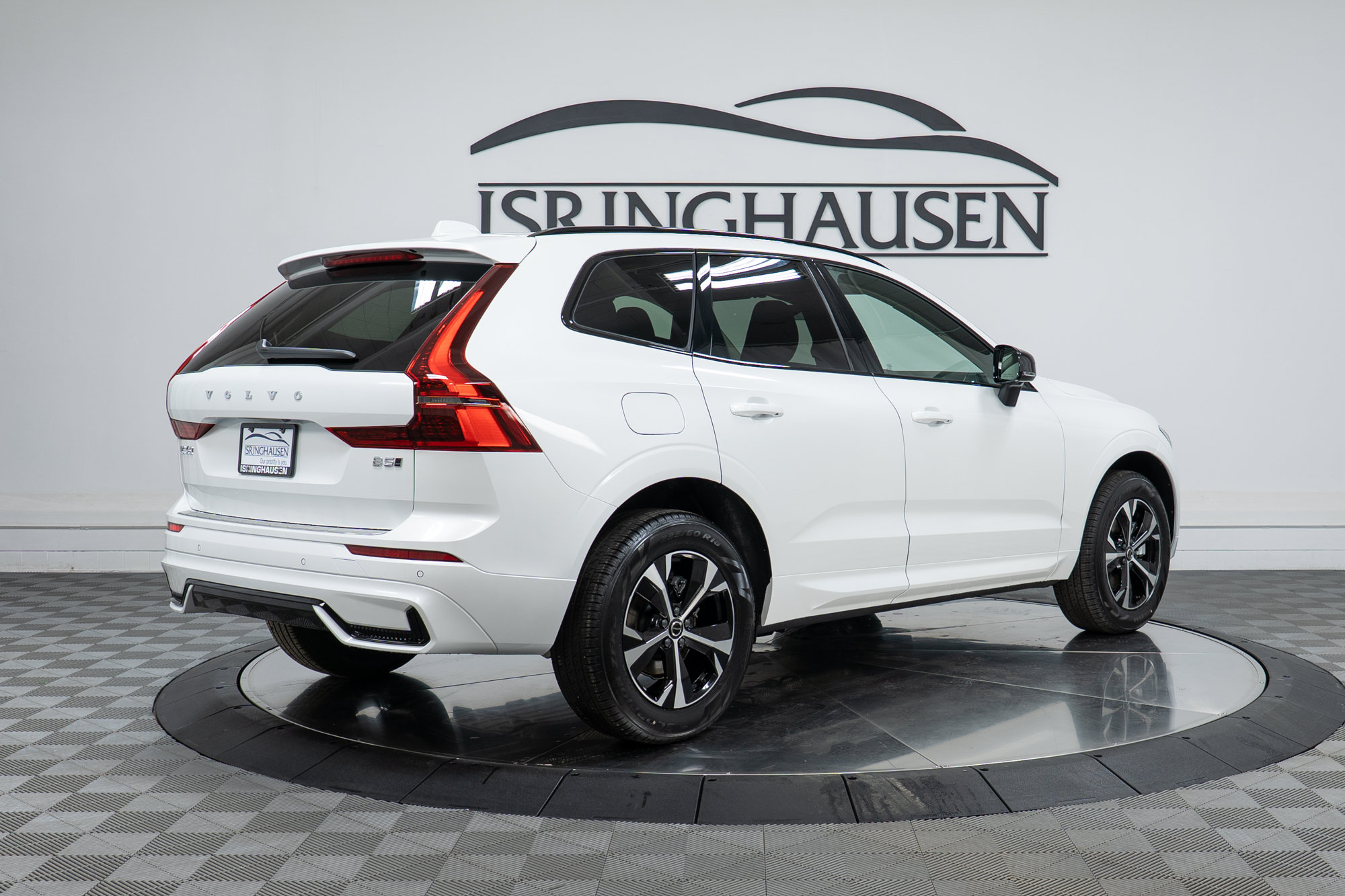 New 2026 Volvo XC60 B5 Core w/ Climate Package AWD/4WD image 5