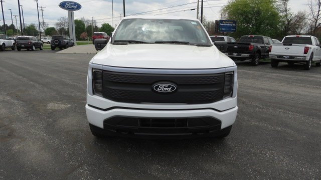 New 2025 Ford F150 Lightning XLT image 11