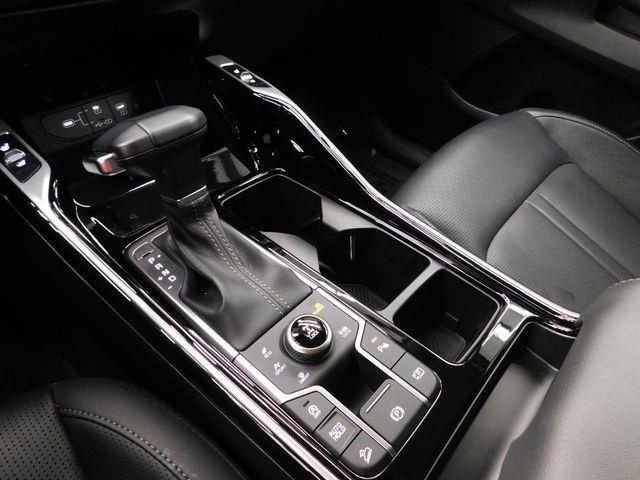 Used 2025 Kia Sorento SX image 49