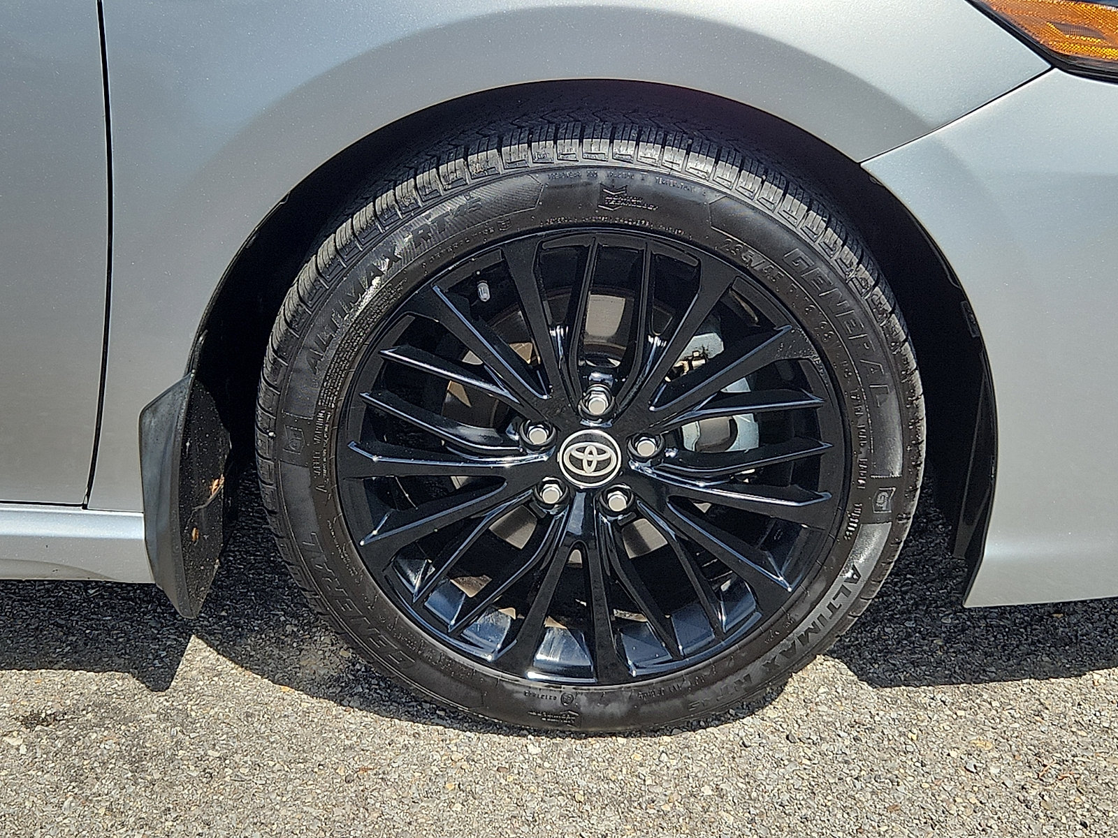Used 2021 Toyota Camry SE AWD/4WD image 8