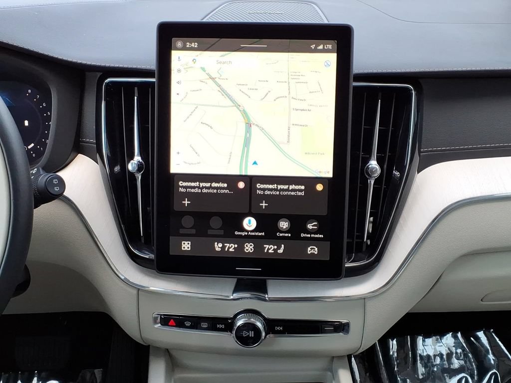 Certified 2026 Volvo XC60 B5 Ultra AWD/4WD image 15