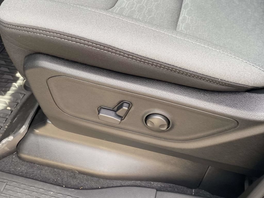 New 2026 RAM 1500 Big Horn AWD/4WD image 44