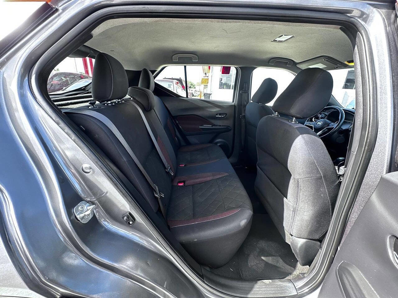 Used 2018 Nissan Kicks SR w/ Interior Electronics Package image 15