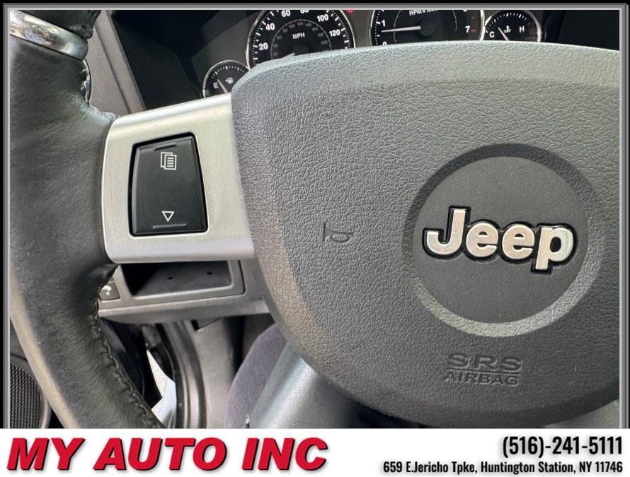 Used 2009 Jeep Commander Limited image 23