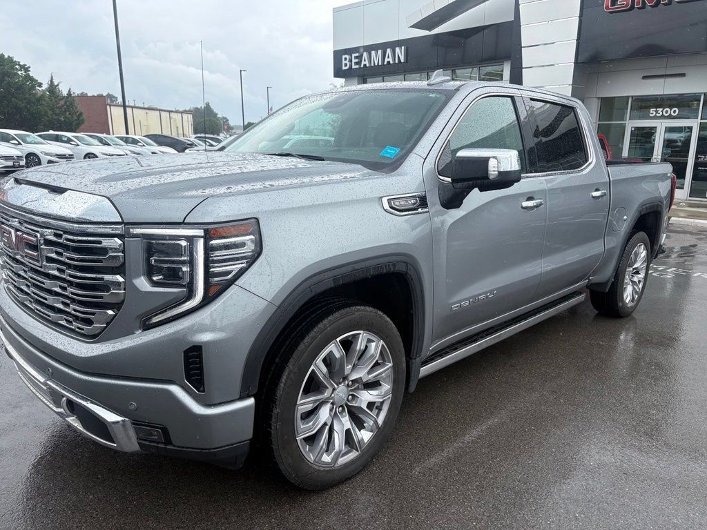 Used 2024 GMC Sierra 1500 Denali w/ Denali Reserve Package AWD/4WD image 3