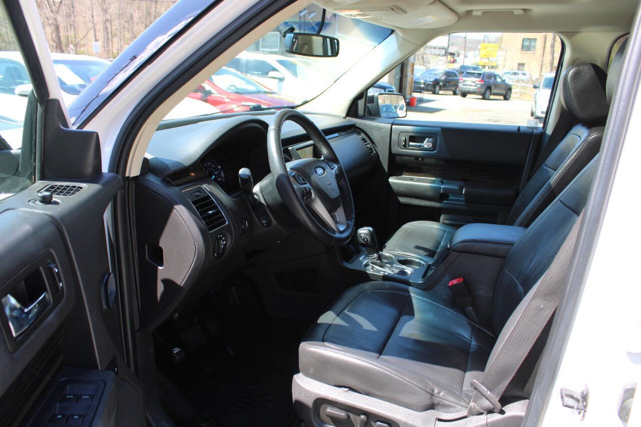 Used 2016 Ford Flex SEL w/ Equipment Group 202A image 25