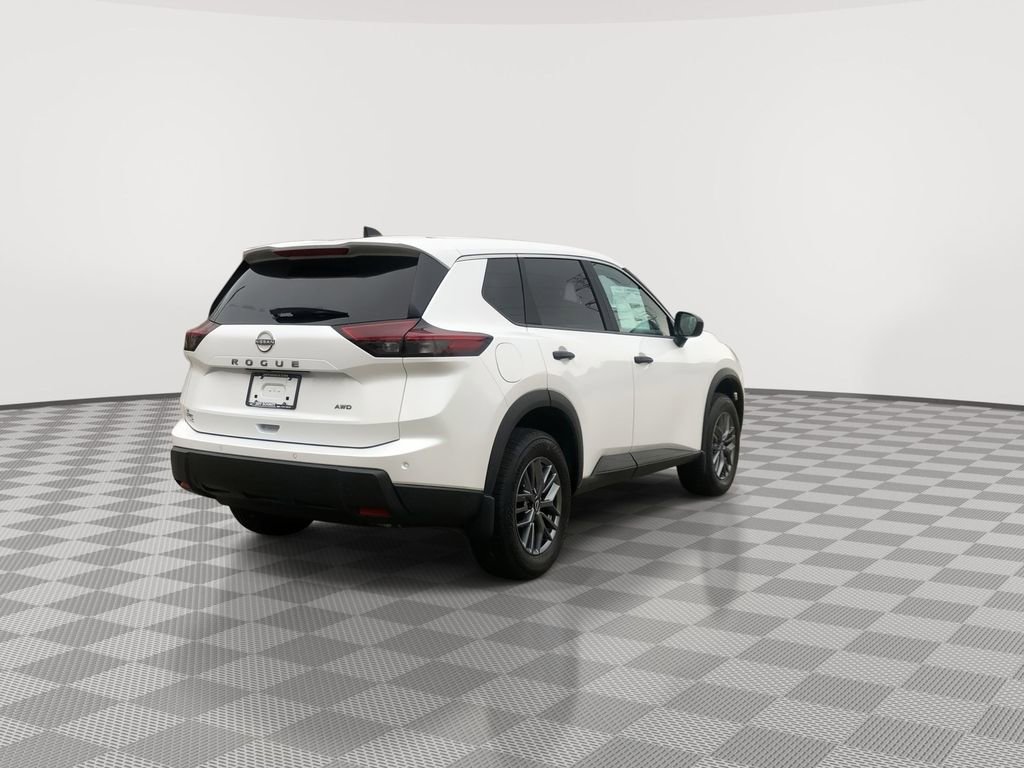 Certified 2025 Nissan Rogue S image 10