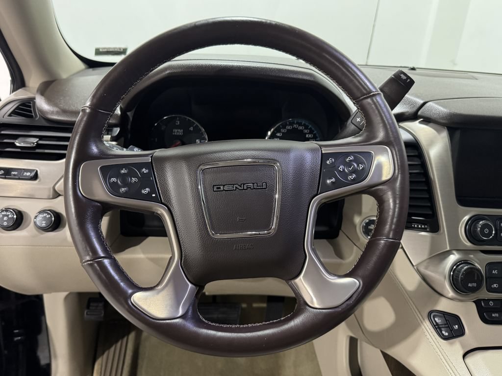 Used 2018 GMC Yukon Denali w/ Open Road Package AWD/4WD image 4